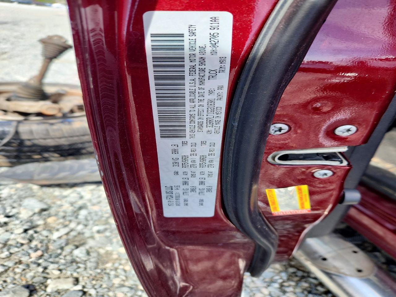 2016 RAM 1500 SLT photo 13