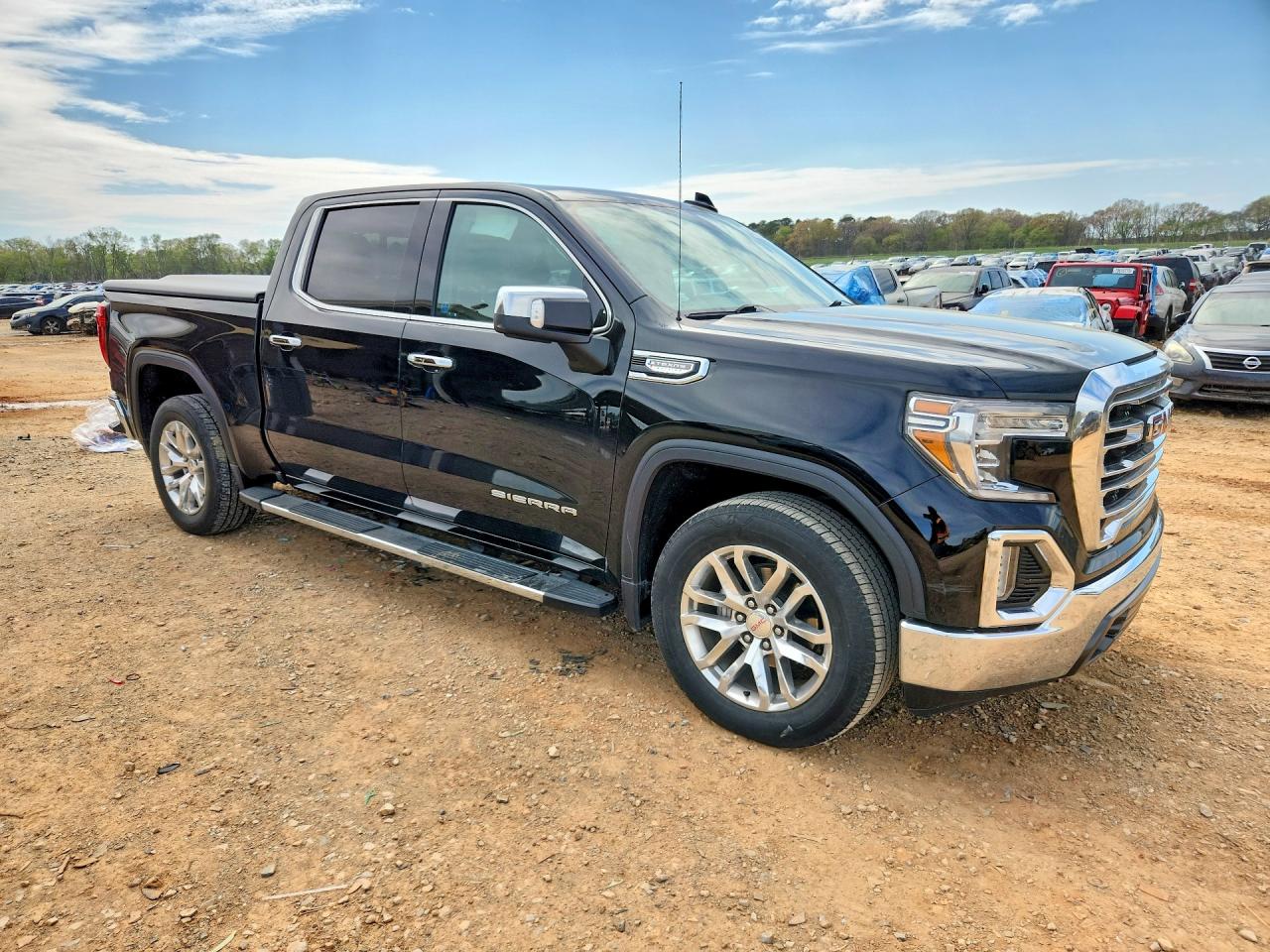 2021 GMC SIERRA C1500 SLT photo 7