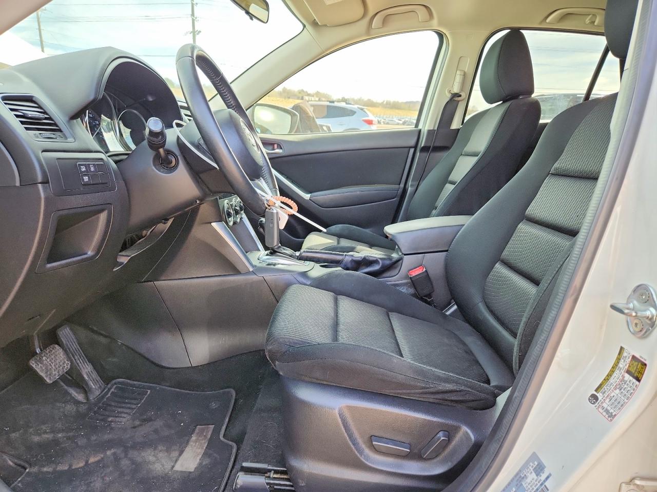 2015 MAZDA CX-5 TOURING photo 19