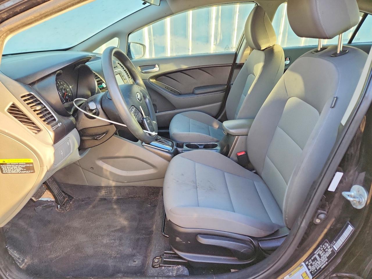 2018 KIA FORTE LX photo 19