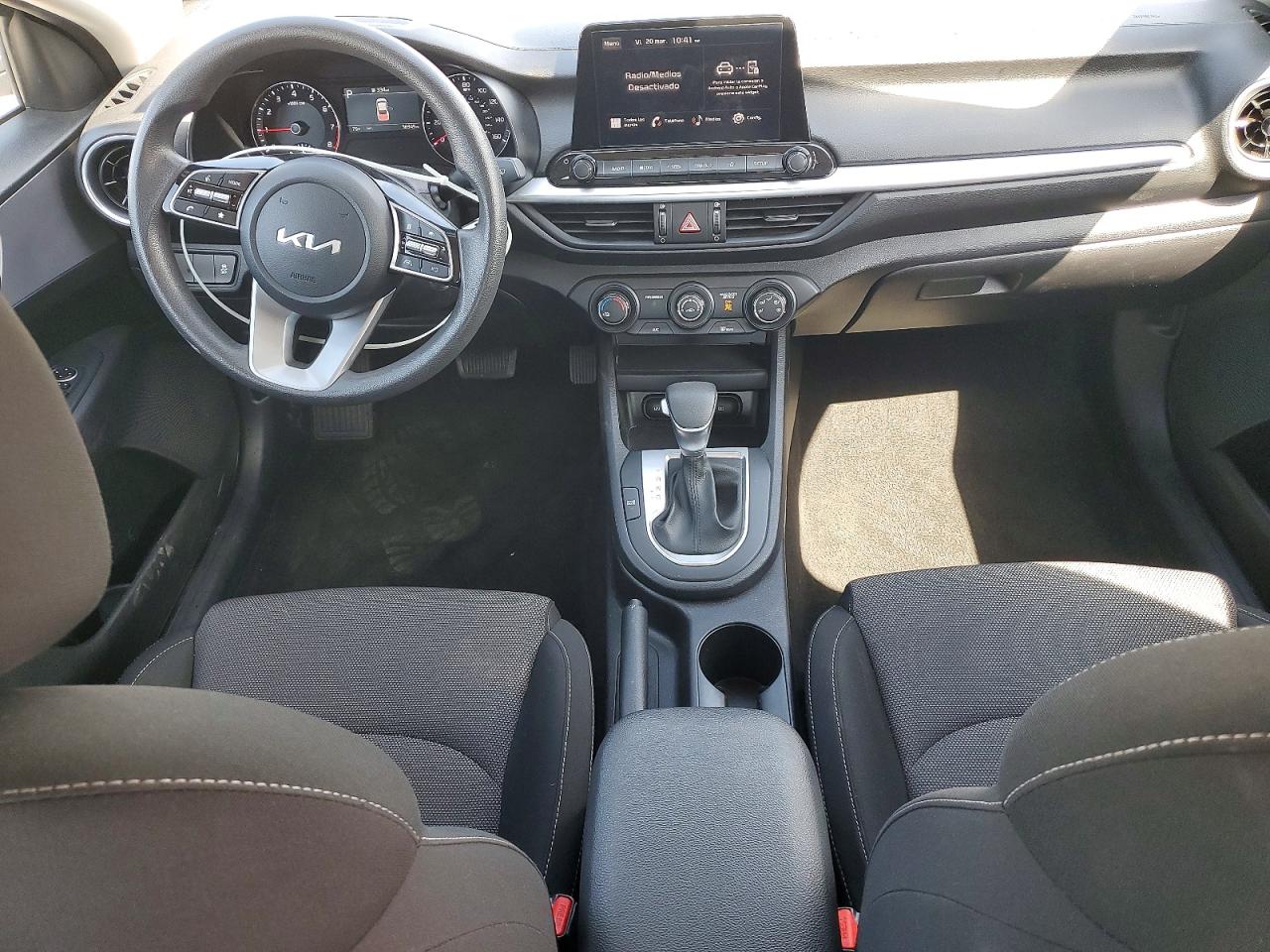 2024 KIA FORTE LXS photo 8