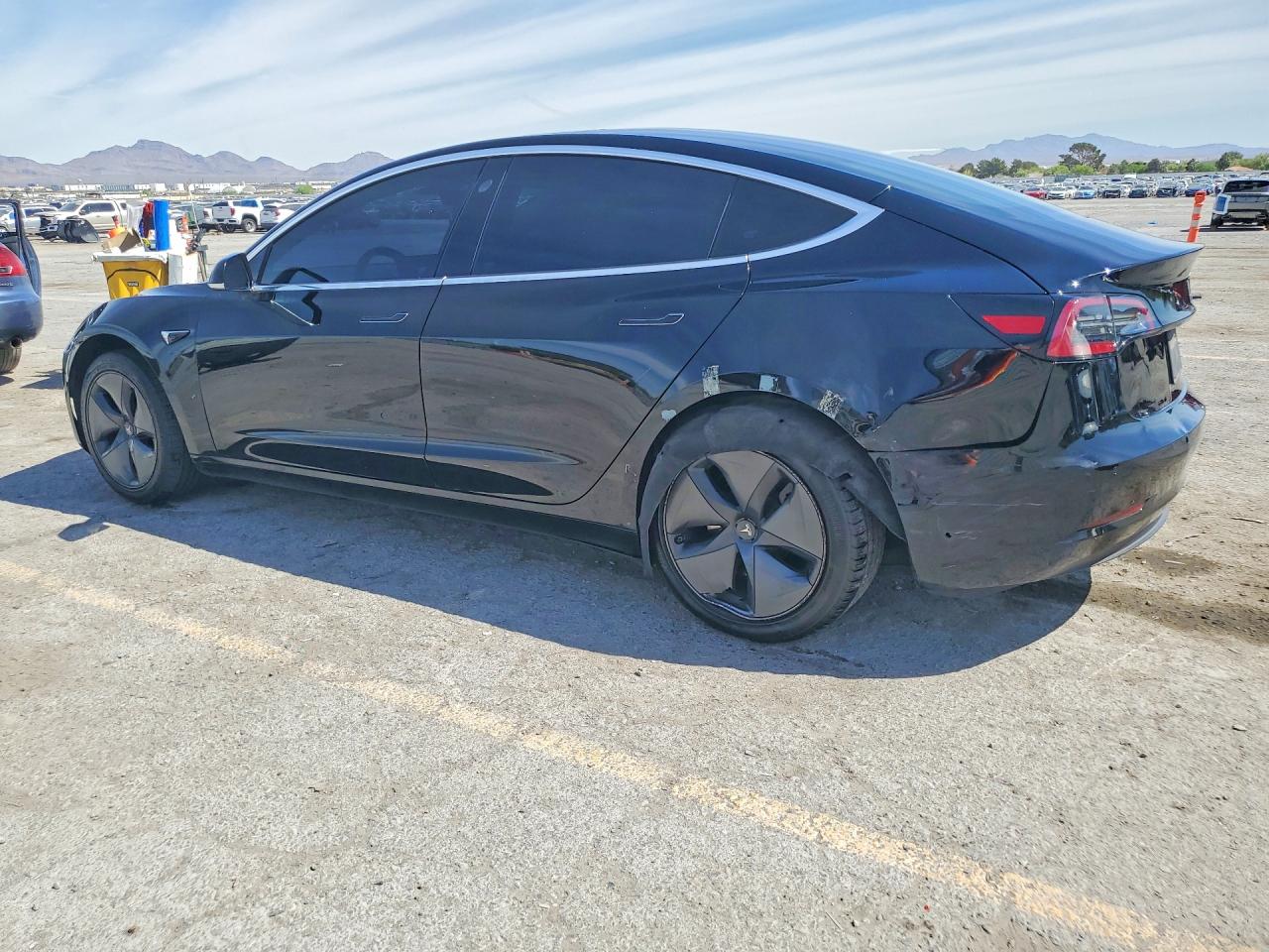 2019 TESLA MODEL 3 photo 3