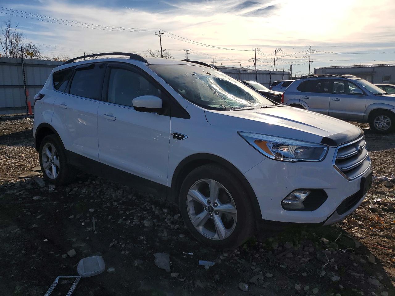 2018 FORD ESCAPE SE photo 4