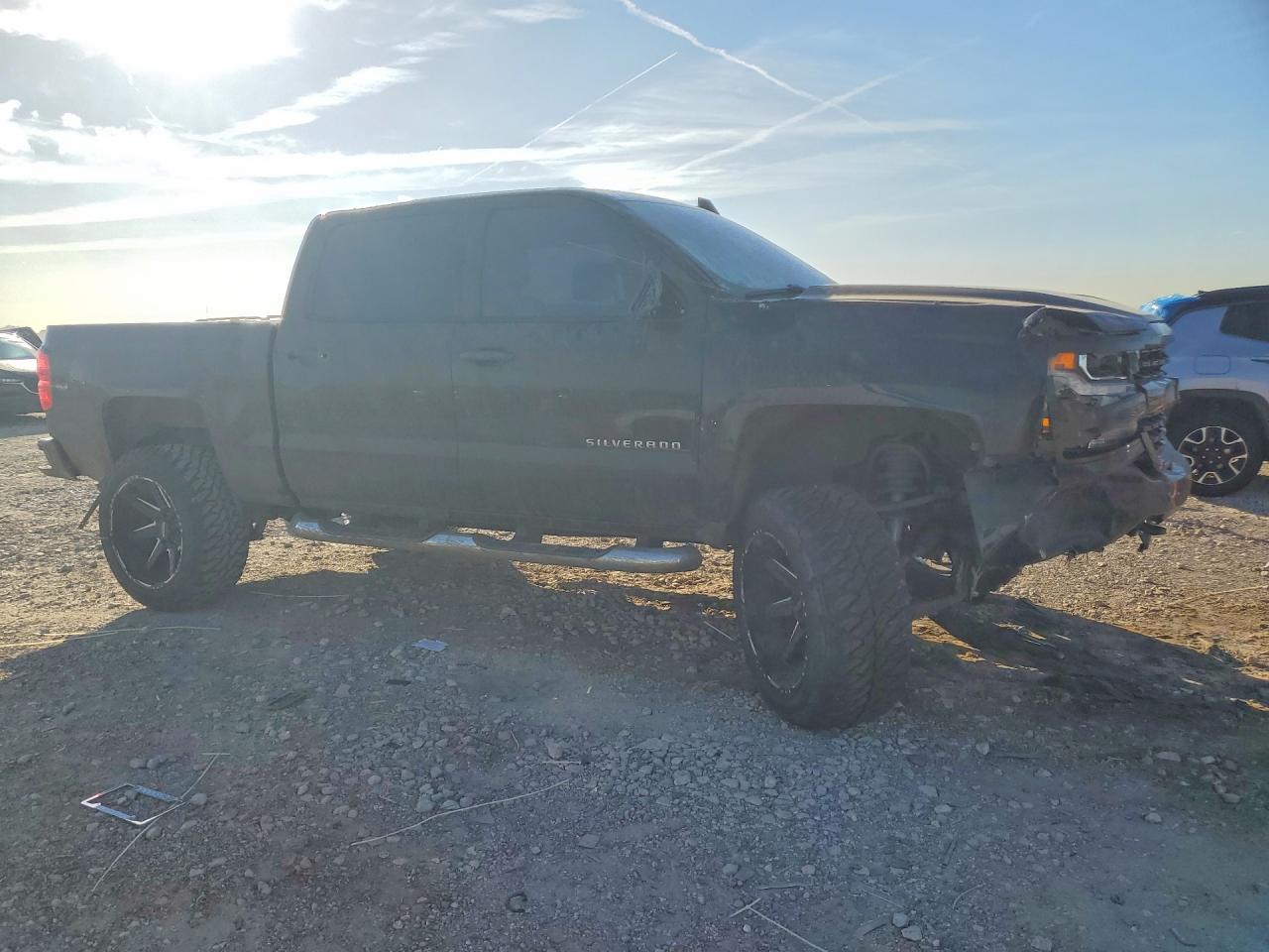 2018 CHEVROLET SILVERADO C1500 CUSTOM photo 10