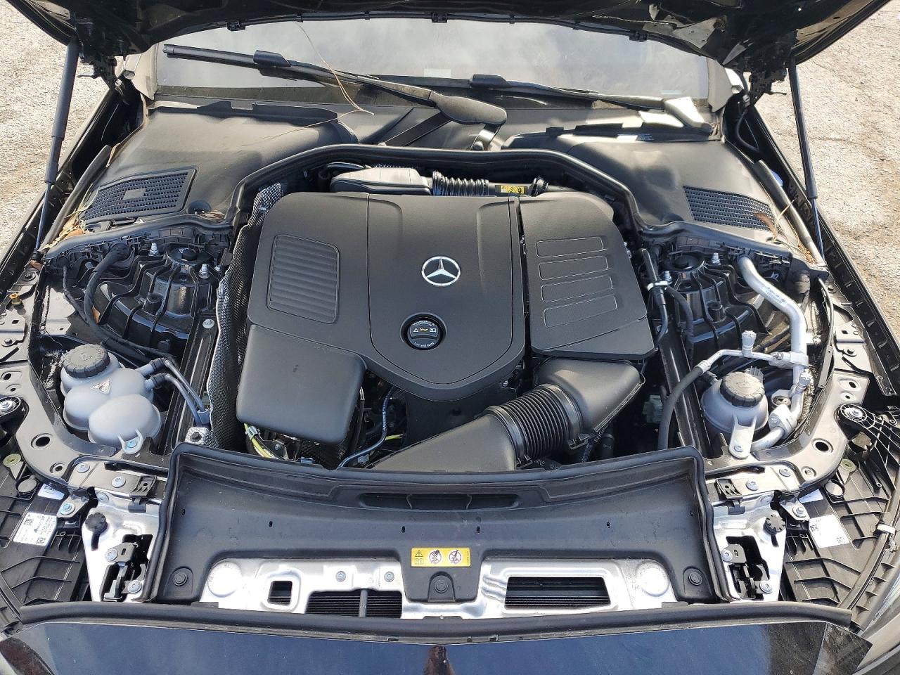 2025 MERCEDES-BENZ C 300 photo 31