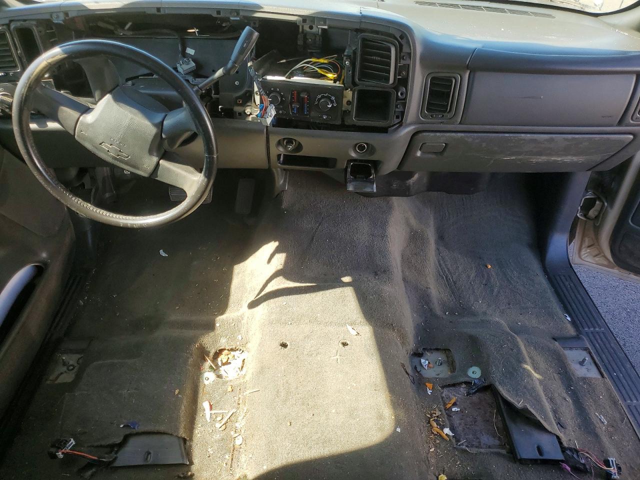 2005 CHEVROLET SILVERADO C1500 photo 8