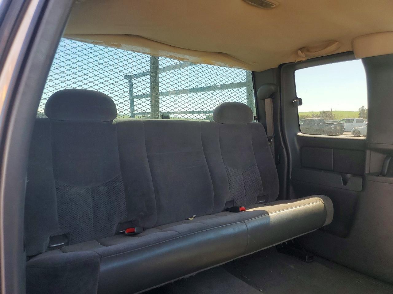 2005 CHEVROLET SILVERADO C1500 photo 10