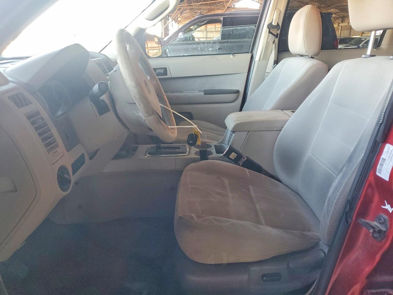 2012 FORD ESCAPE XLT photo 7