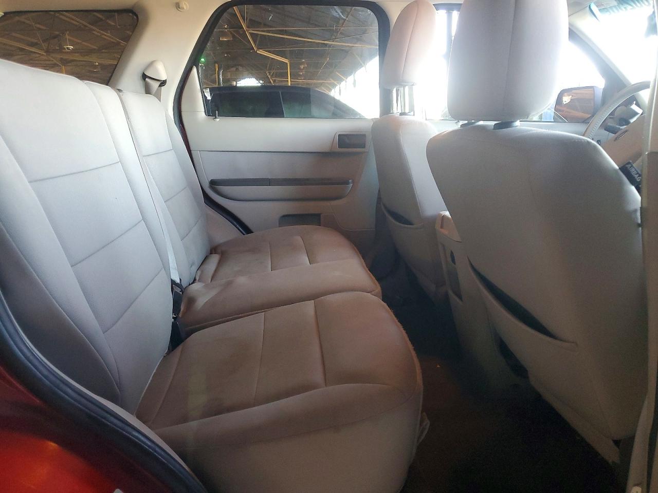 2012 FORD ESCAPE XLT photo 10