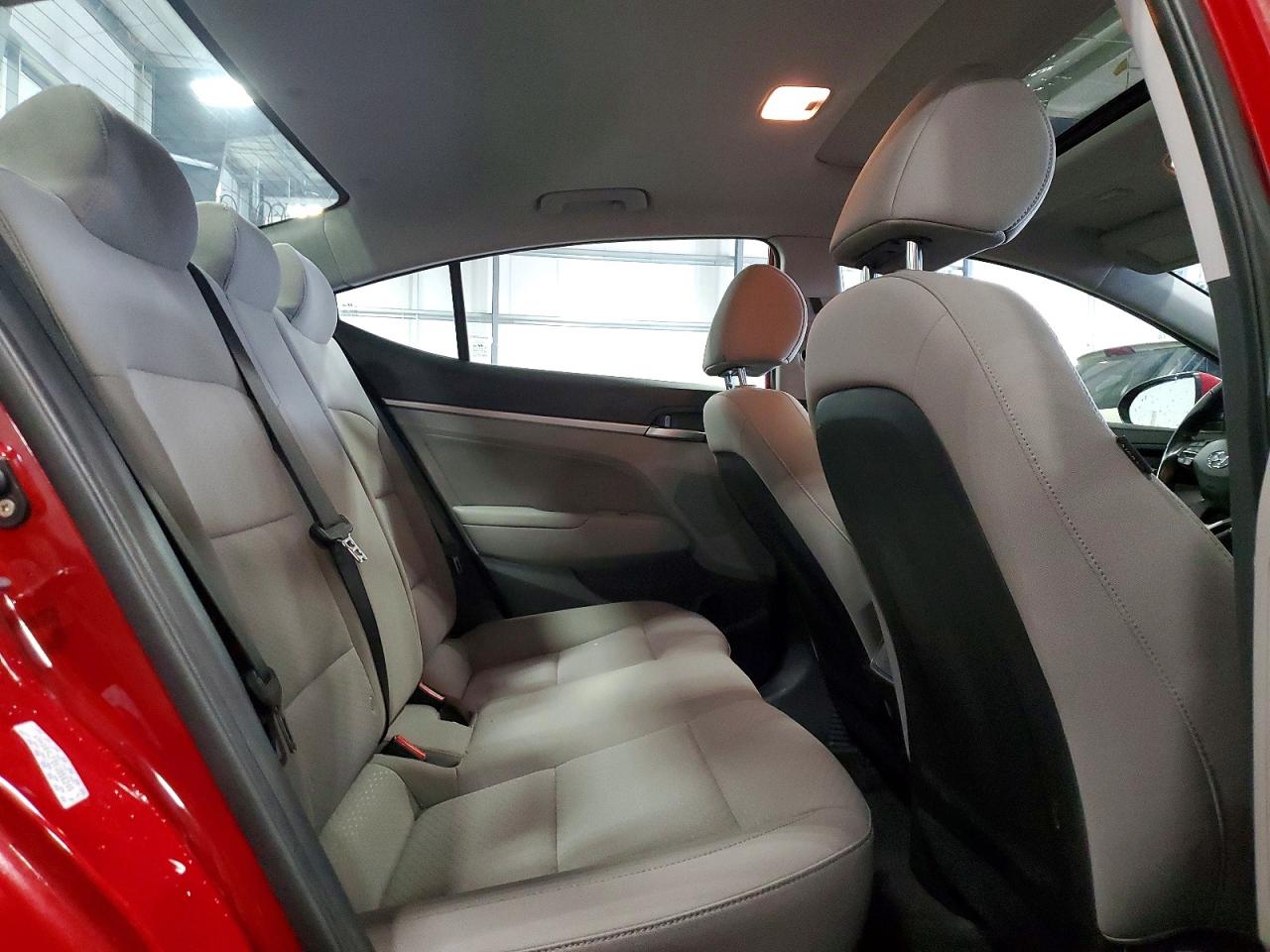 2019 HYUNDAI ELANTRA VALUE EDITION photo 19