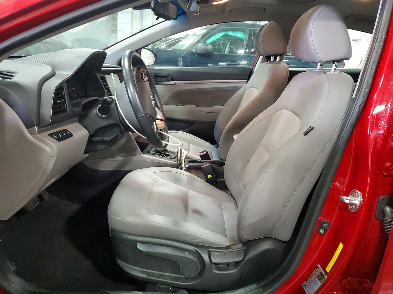 2019 HYUNDAI ELANTRA VALUE EDITION photo 13