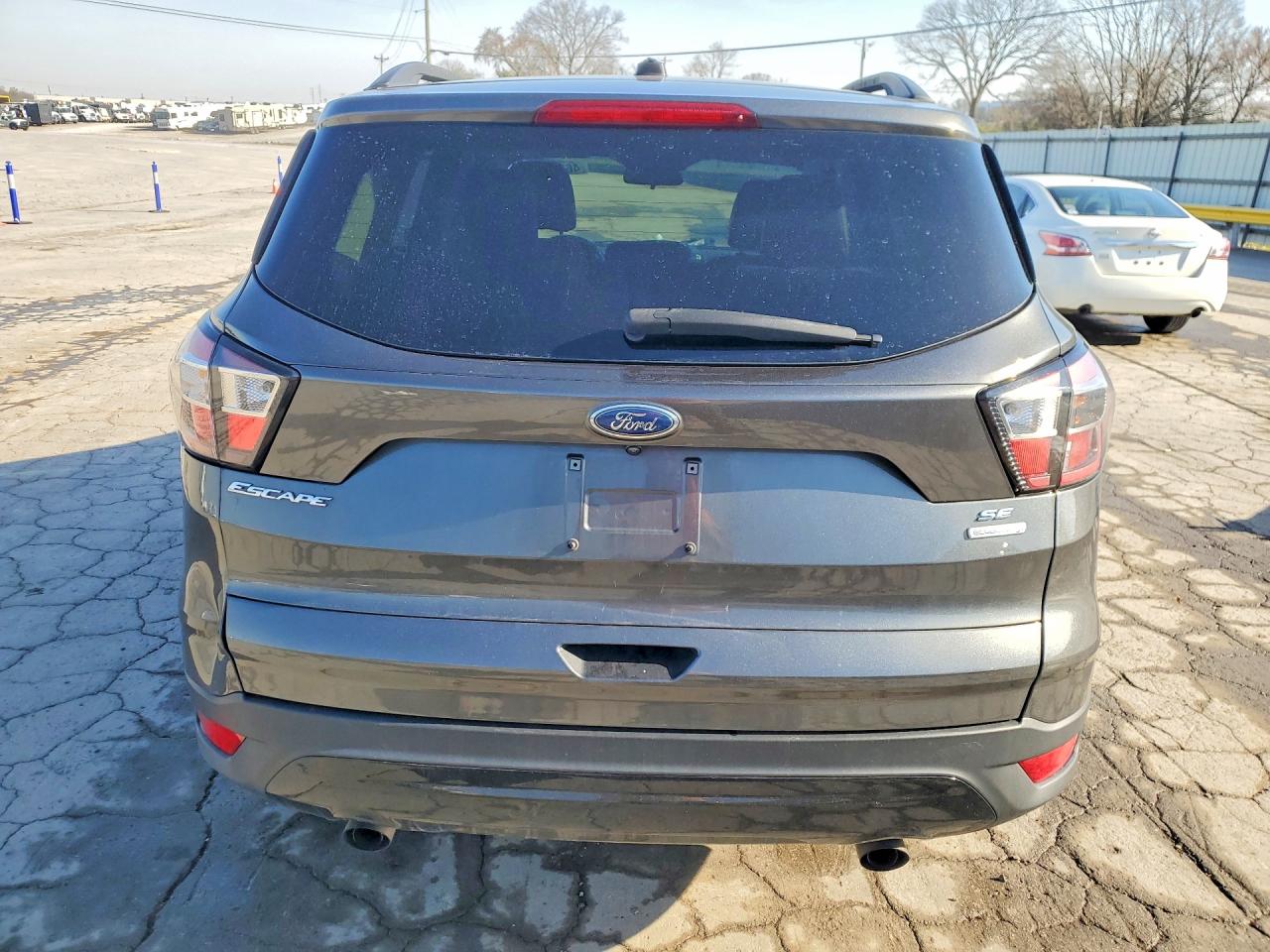 2017 FORD ESCAPE SE photo 6