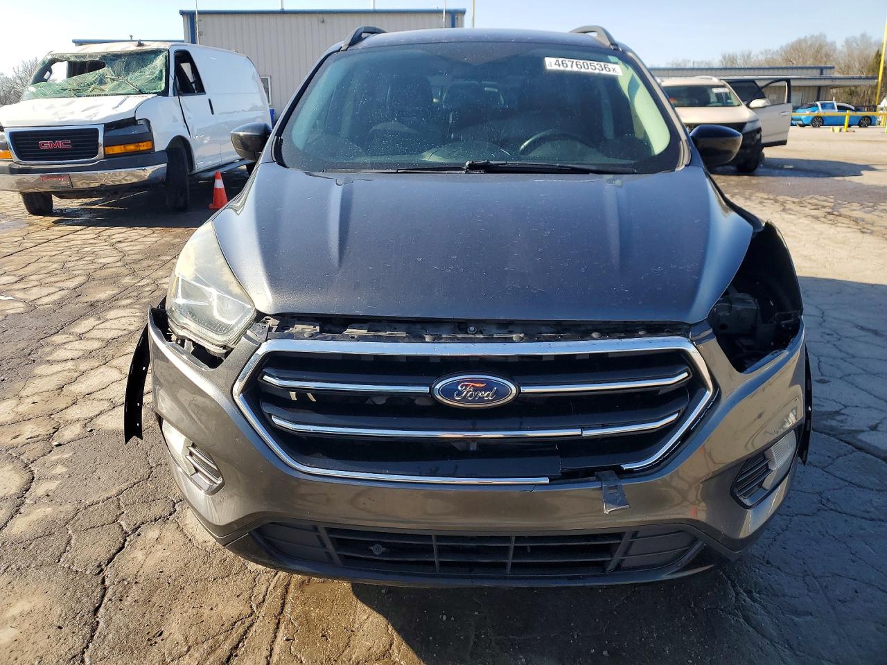 2017 FORD ESCAPE SE photo 5