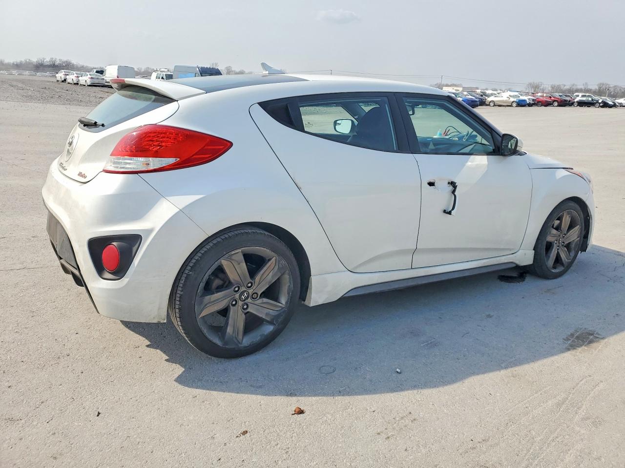 2015 HYUNDAI VELOSTER TURBO photo 5