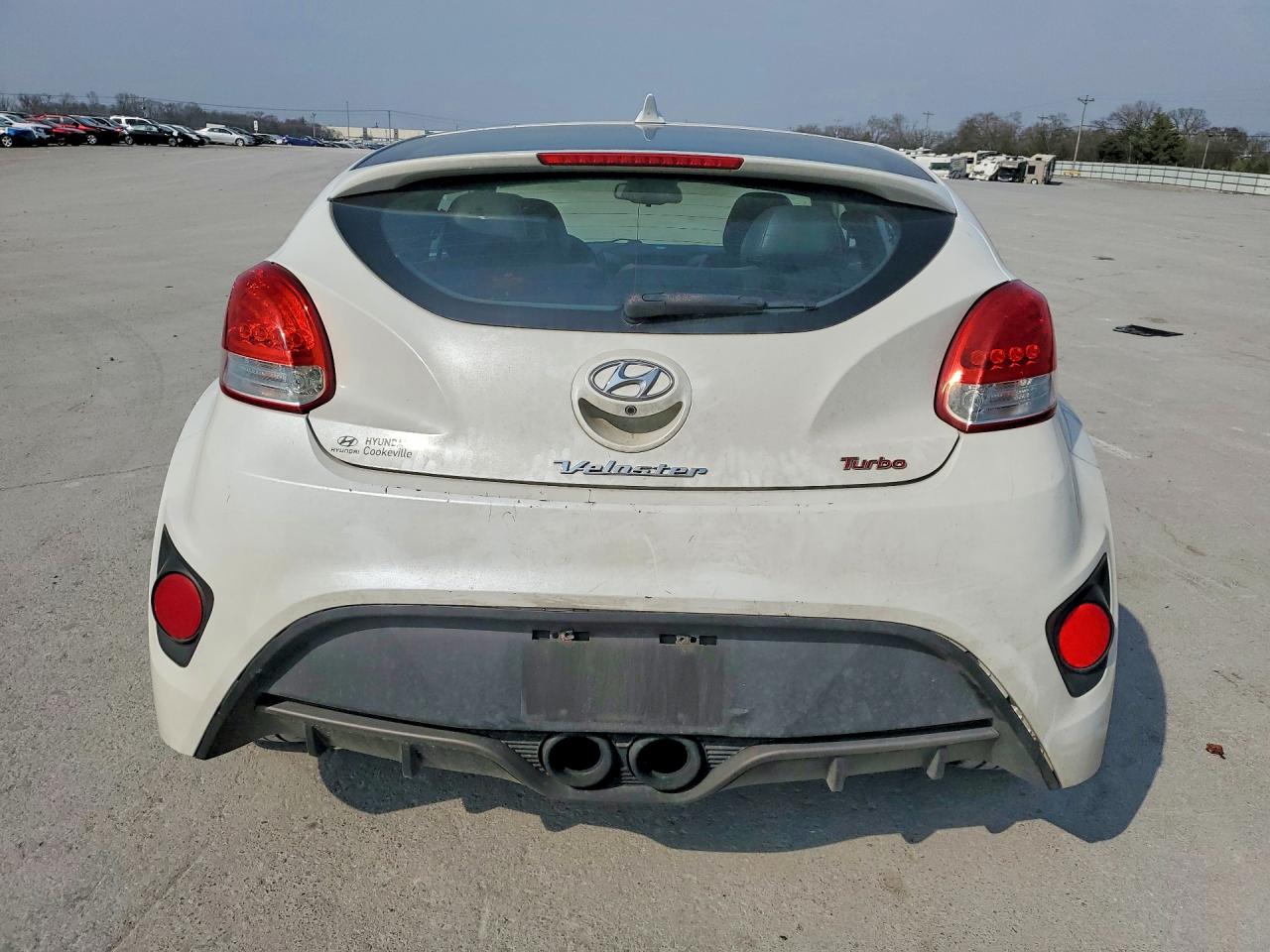 2015 HYUNDAI VELOSTER TURBO photo 11
