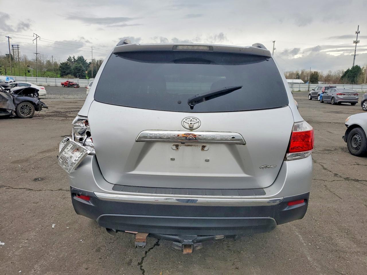 2013 TOYOTA HIGHLANDER LIMITED photo 6