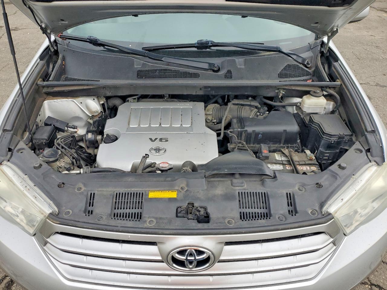 2013 TOYOTA HIGHLANDER LIMITED photo 11