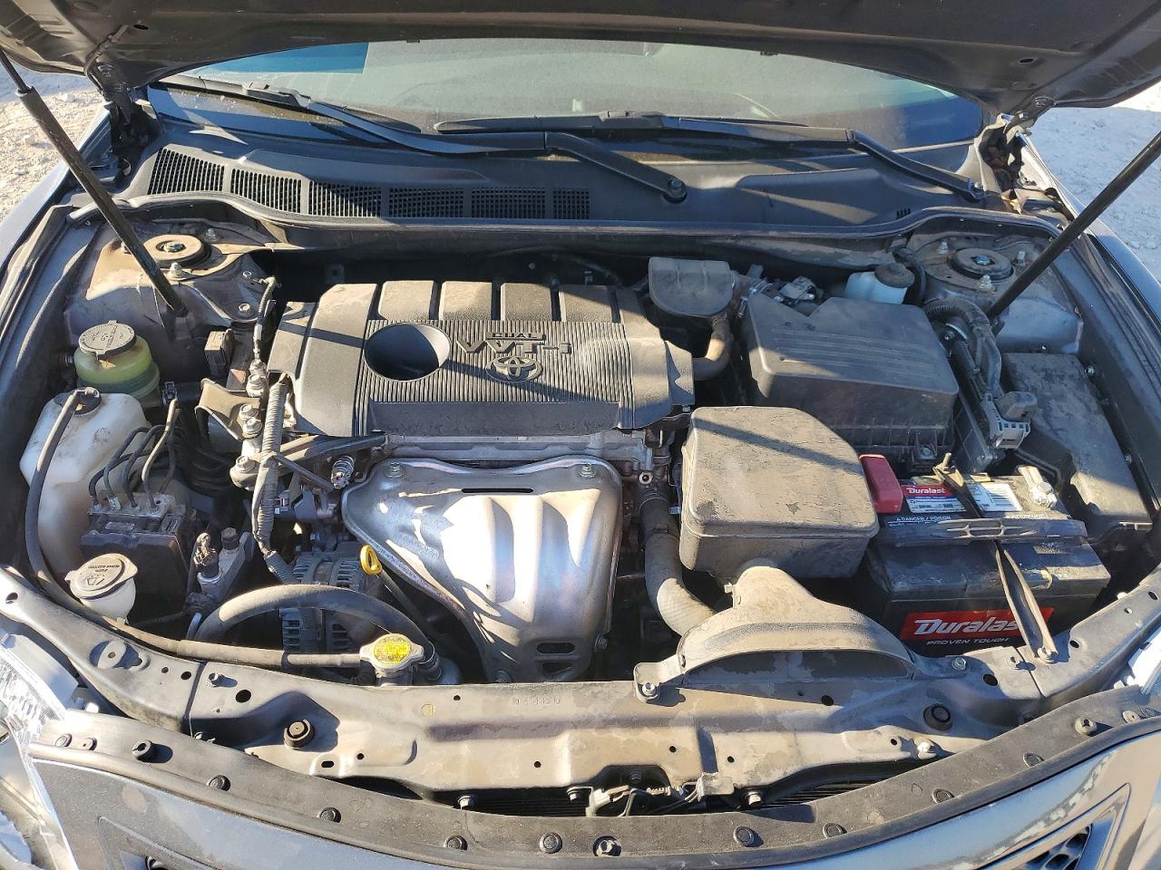 2011 TOYOTA CAMRY SE photo 11