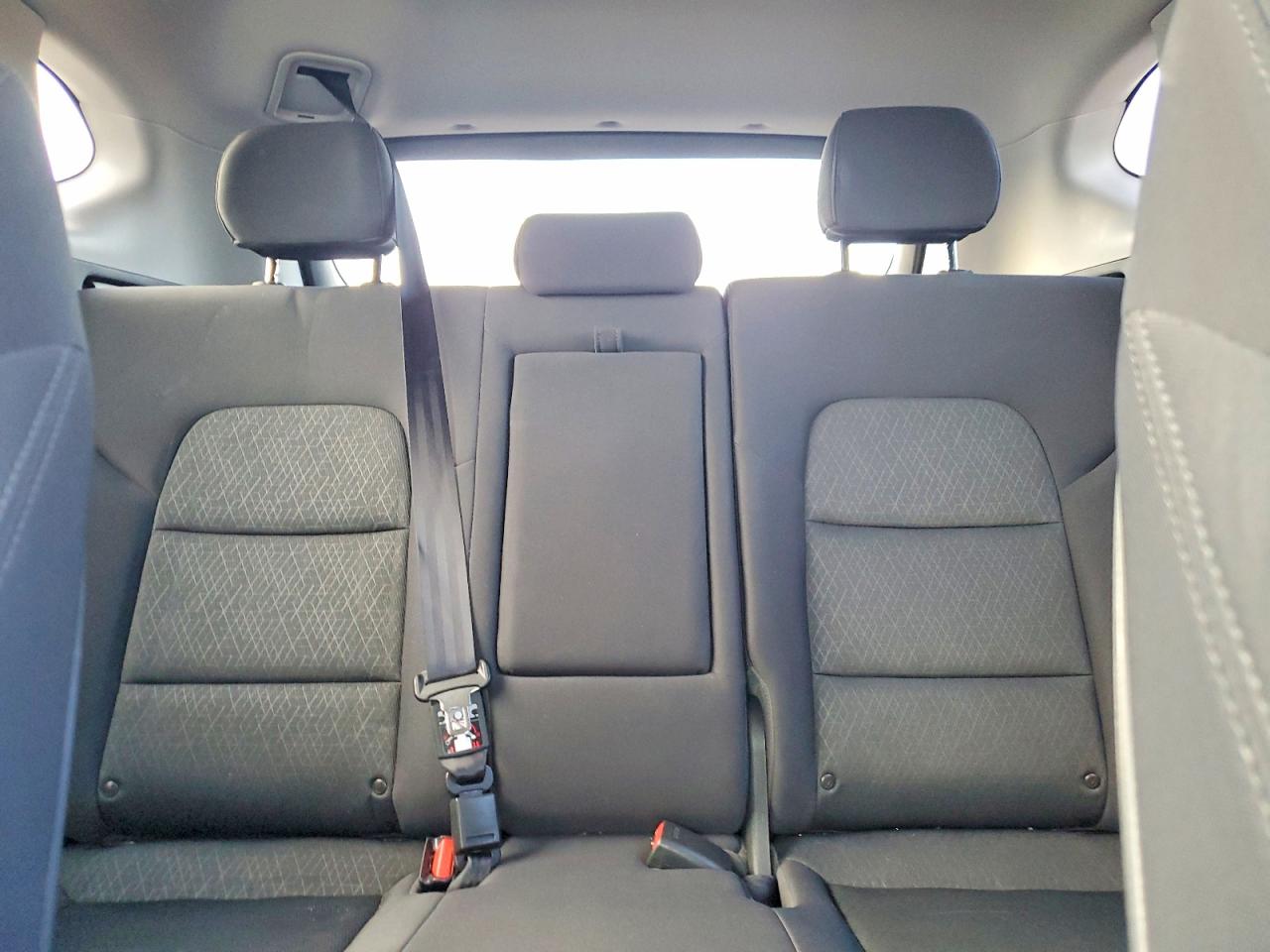 2018 HYUNDAI TUCSON SE photo 10