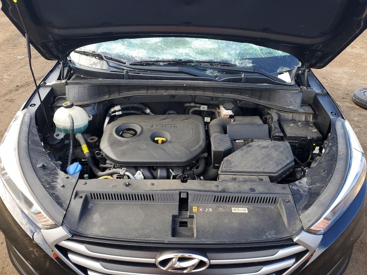 2018 HYUNDAI TUCSON SE photo 12