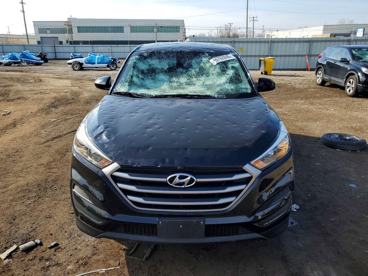2018 HYUNDAI TUCSON SE photo 5