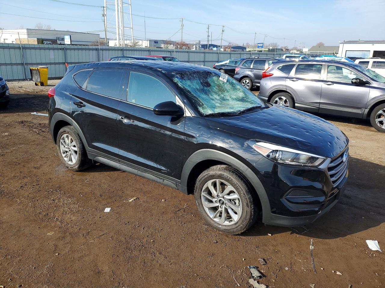 2018 HYUNDAI TUCSON SE photo 4