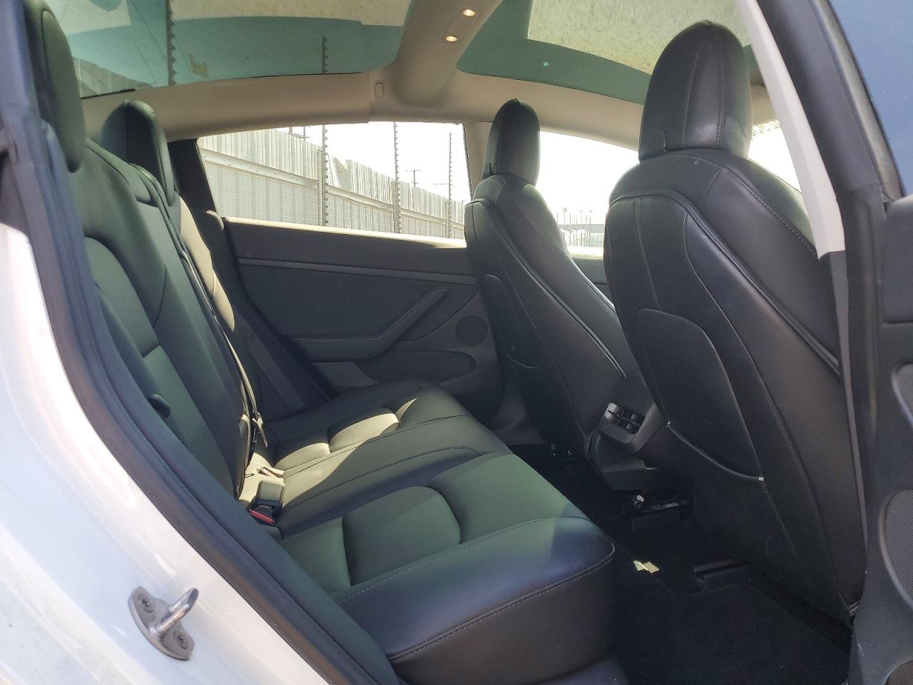 2022 TESLA MODEL 3 photo 37