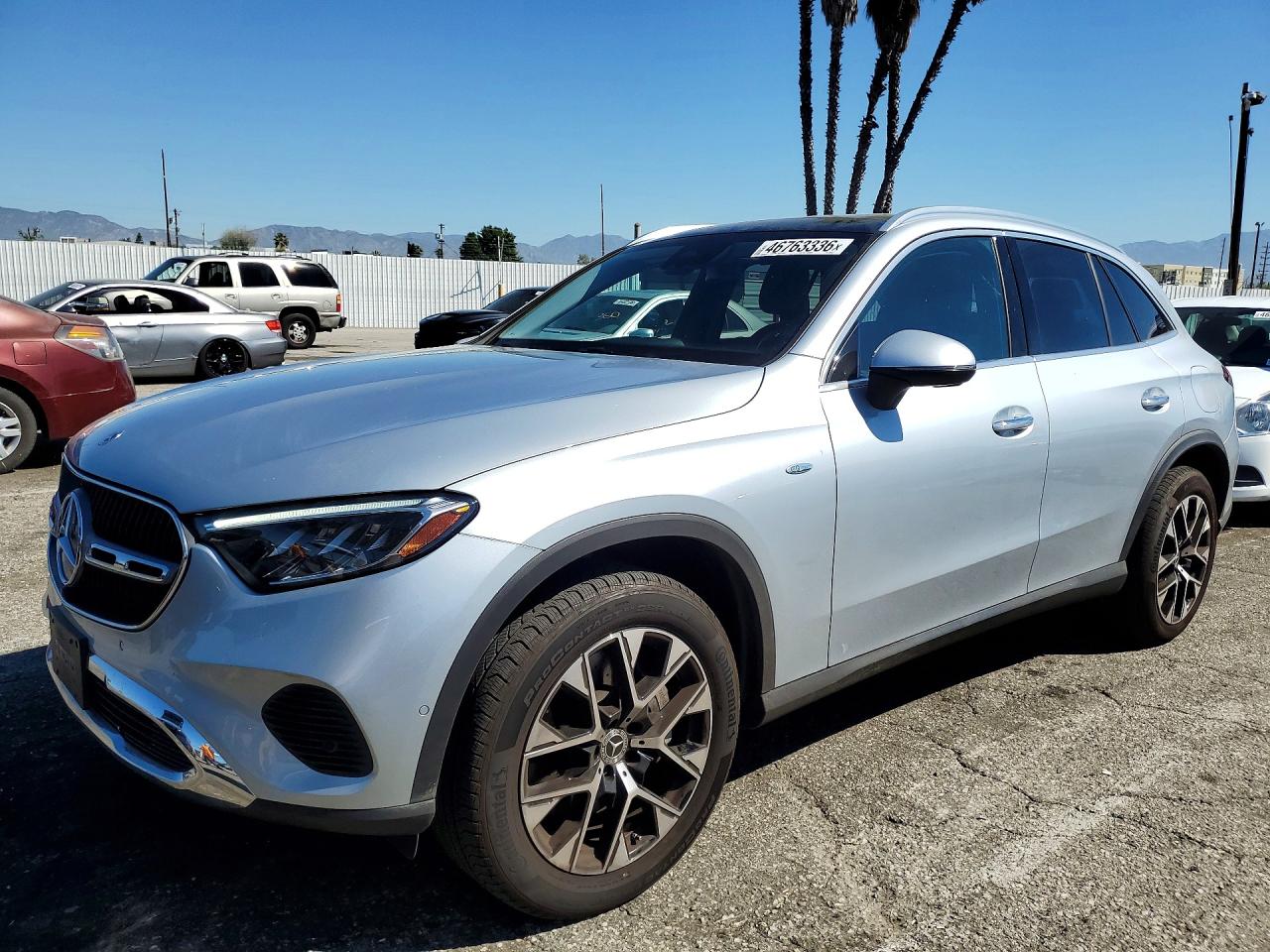 2025 MERCEDES-BENZ GLC