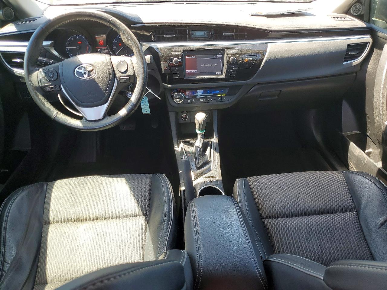 2016 TOYOTA COROLLA S PLUS photo 8