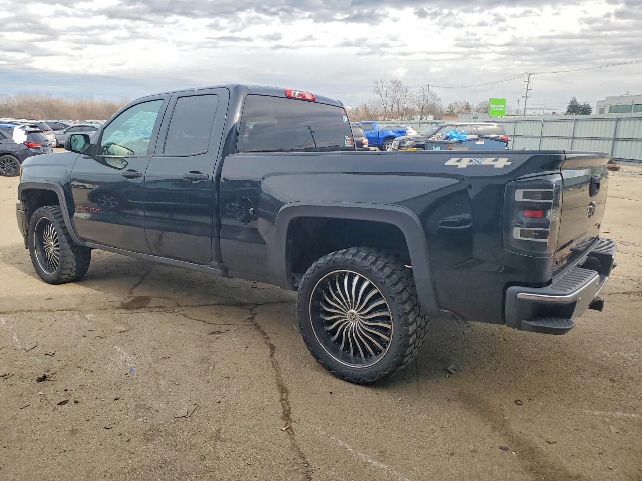 2014 CHEVROLET SILVERADO K1500 LT photo 4