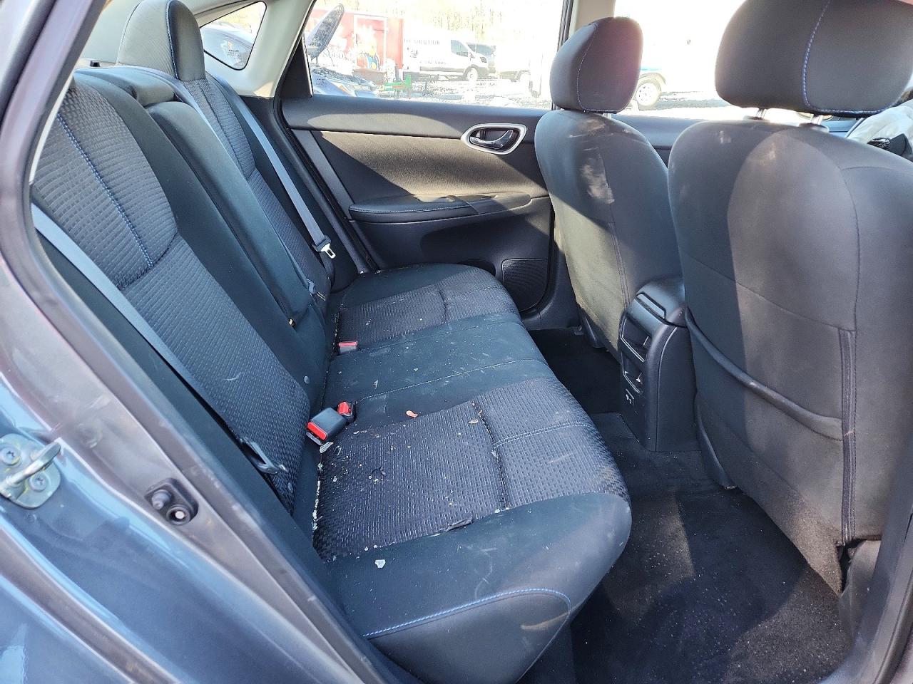 2019 NISSAN SENTRA SR photo 19