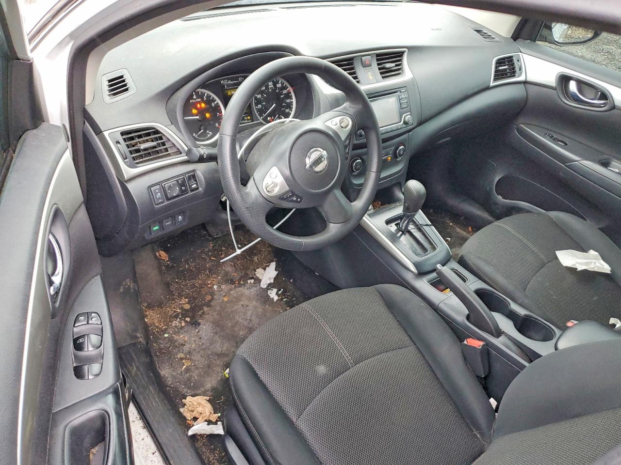 2018 NISSAN SENTRA S photo 22