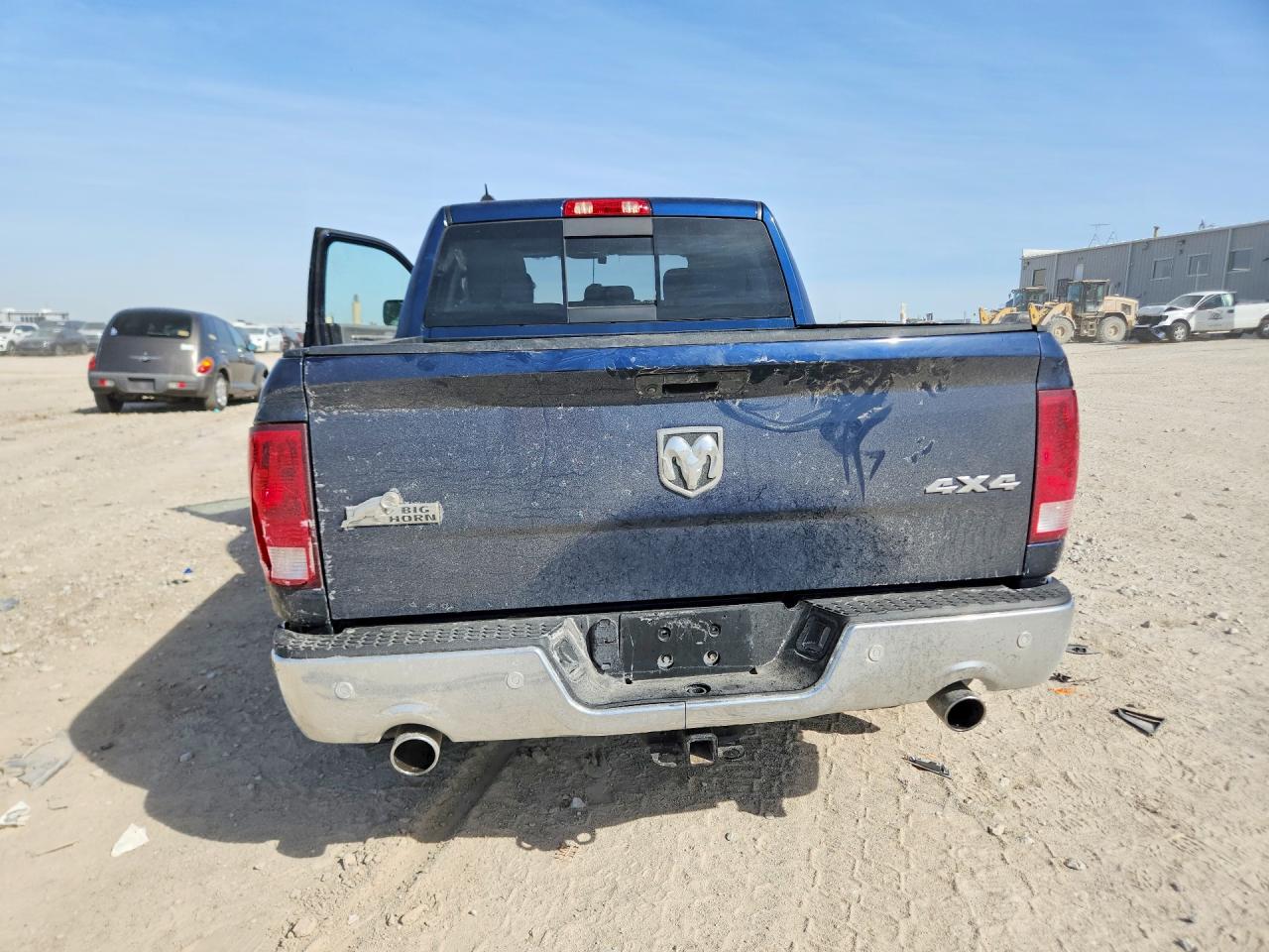 2019 RAM 1500 CLASSIC SLT photo 16