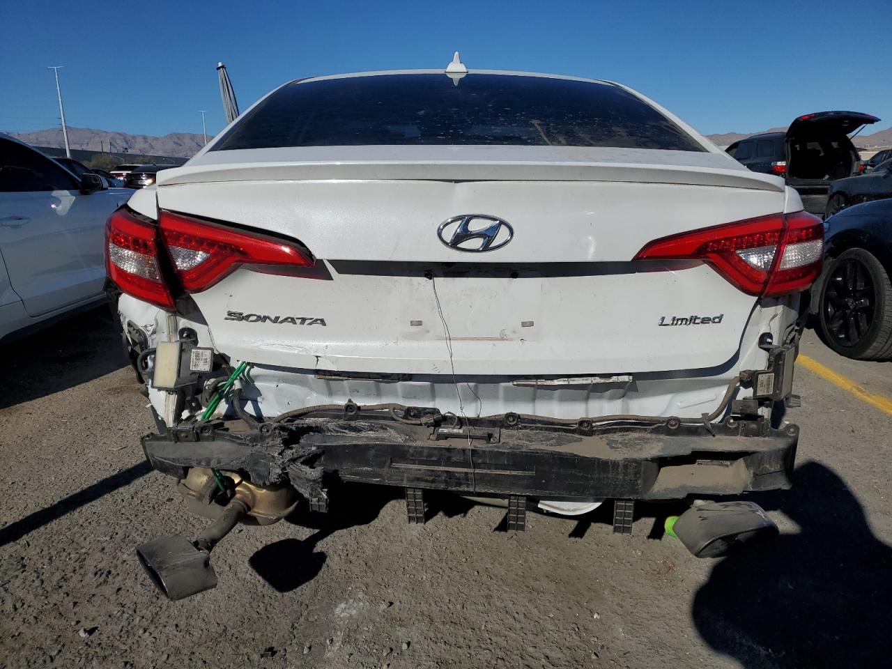 2017 HYUNDAI SONATA photo 11
