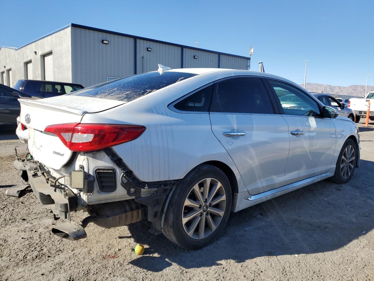 2017 HYUNDAI SONATA photo 5
