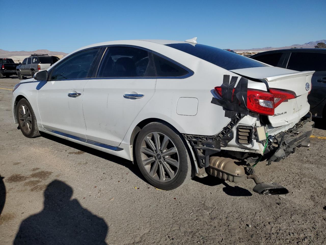 2017 HYUNDAI SONATA photo 3