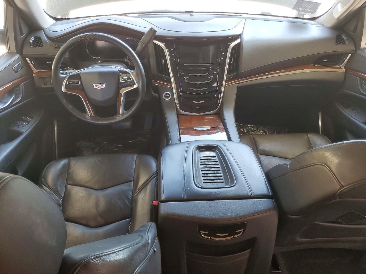 2019 CADILLAC ESCALADE LUXURY photo 8