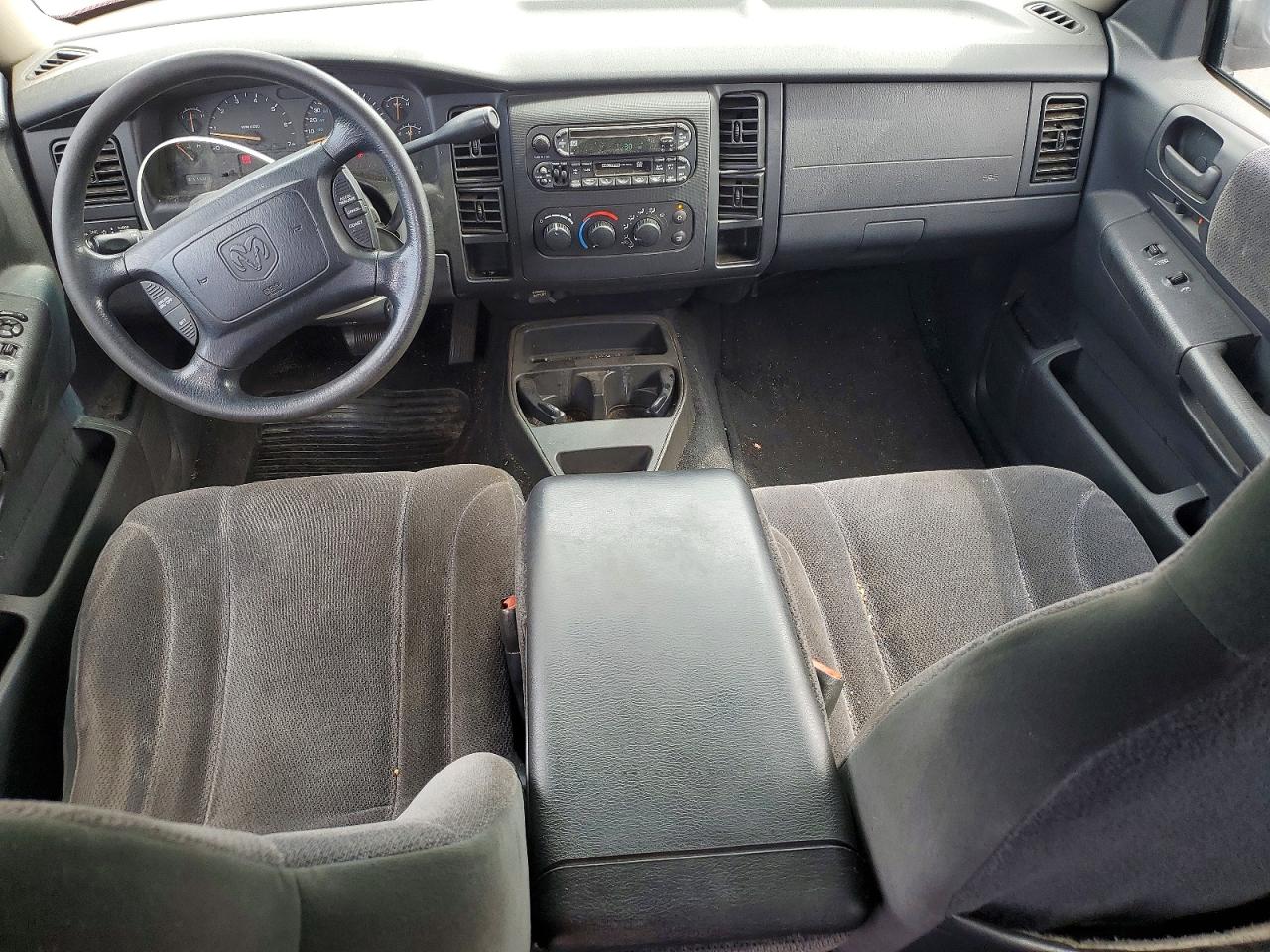 2002 DODGE DAKOTA QUAD SLT photo 22
