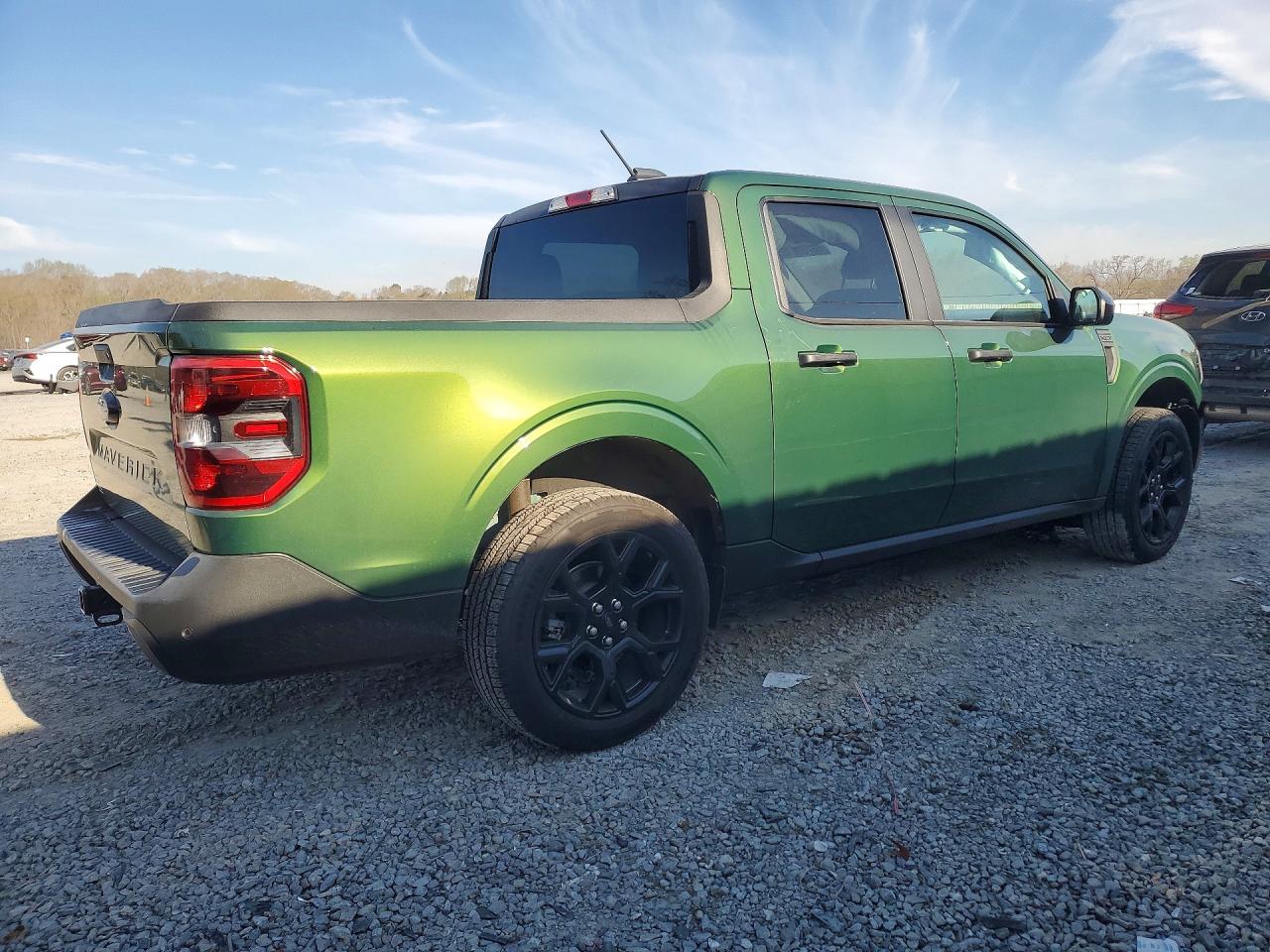 2025 FORD MAVERICK XLT photo 5