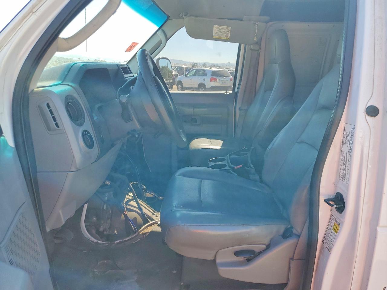 2014 FORD E250 DELIVERY VAN photo 7