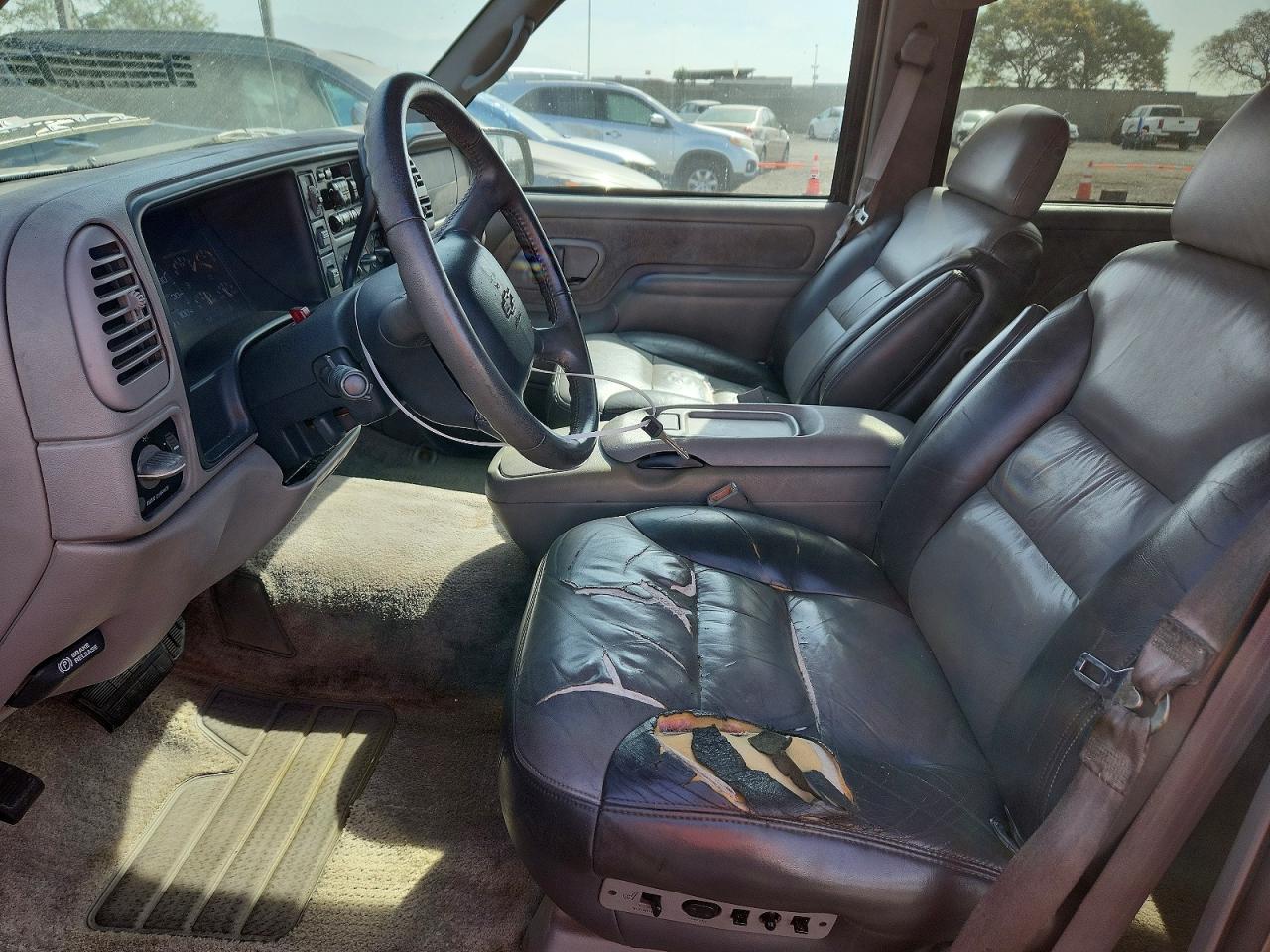 2000 CHEVROLET TAHOE K1500 photo 7