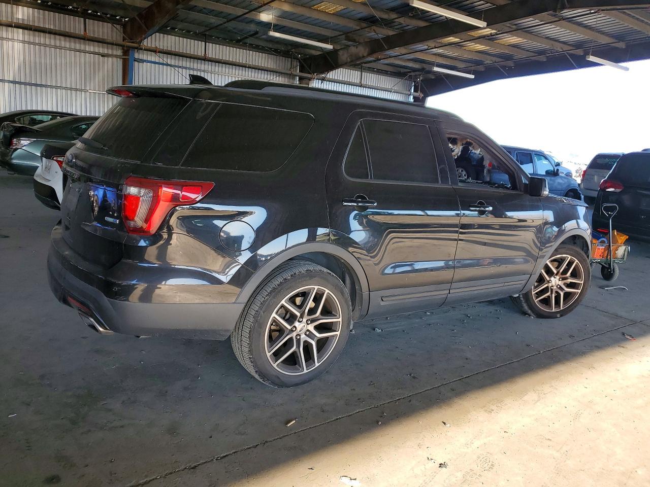 2016 FORD EXPLORER SPORT photo 5