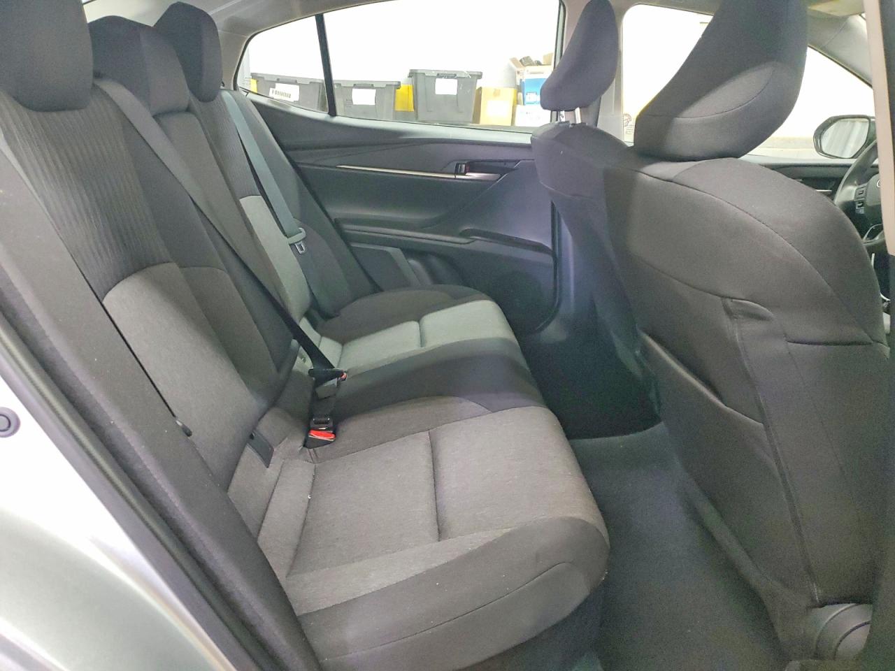 2025 TOYOTA CAMRY LE photo 10