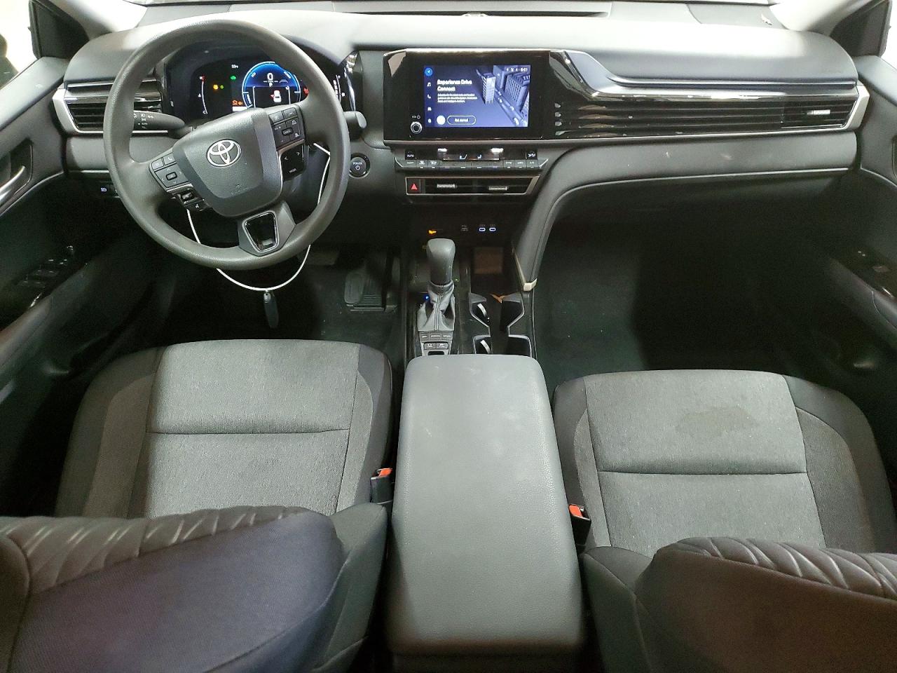 2025 TOYOTA CAMRY LE photo 8