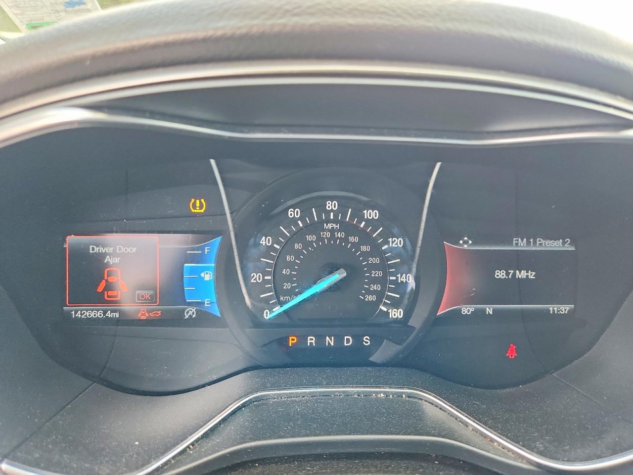 2017 FORD FUSION SE photo 17