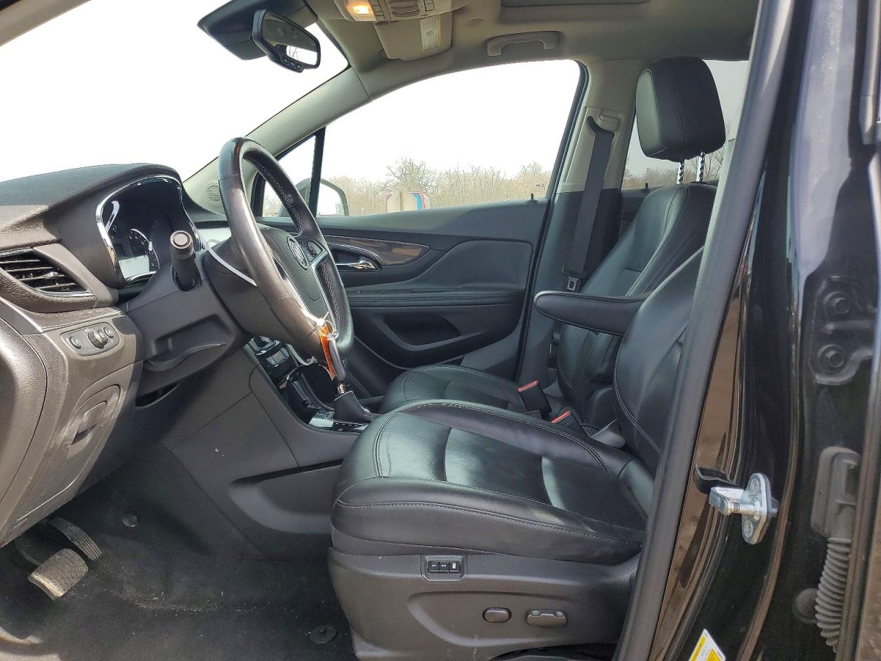 2017 BUICK ENCORE PREMIUM photo 19