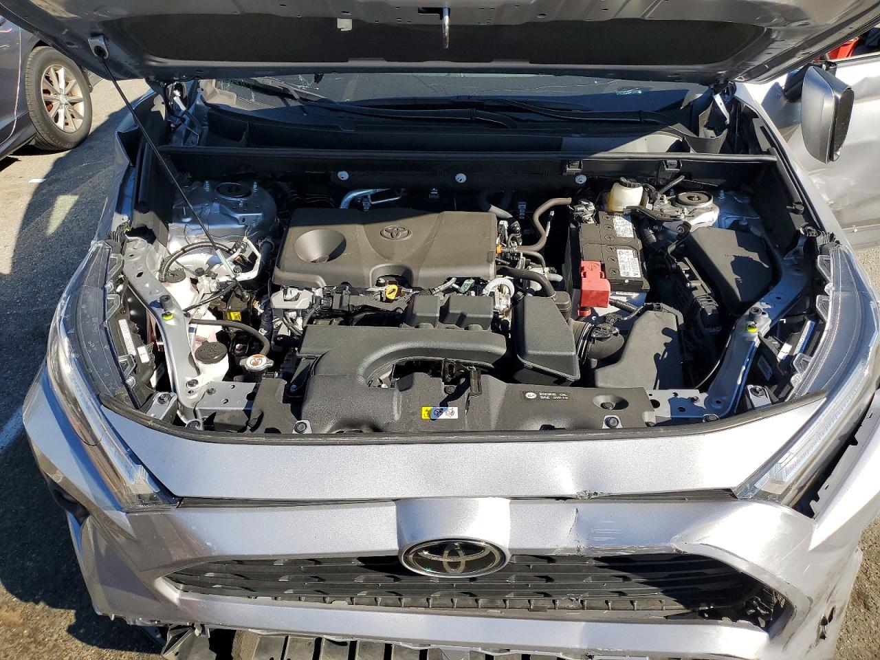 2022 TOYOTA RAV4 XLE PREMIUM photo 31