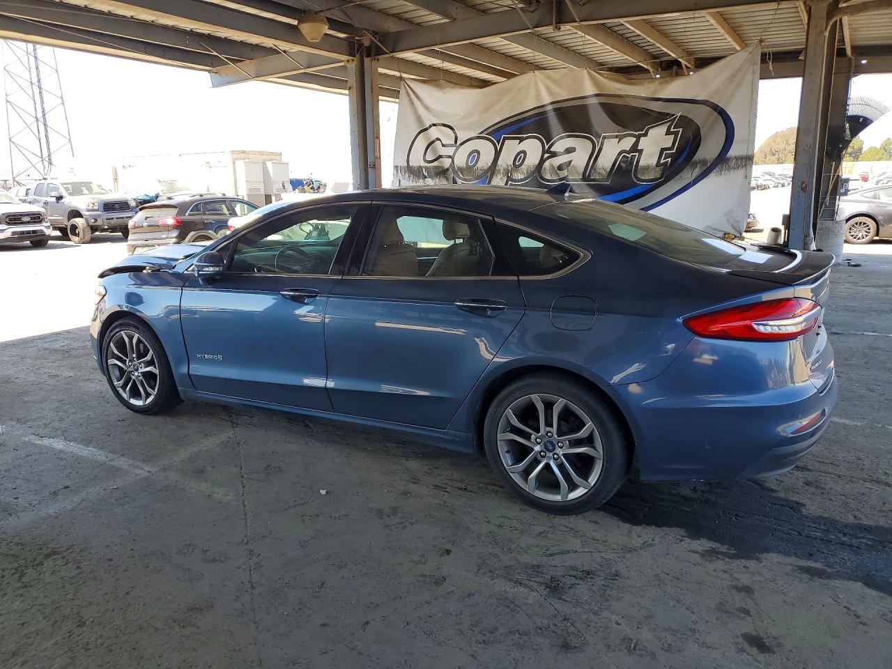 2019 FORD FUSION TITANIUM photo 2