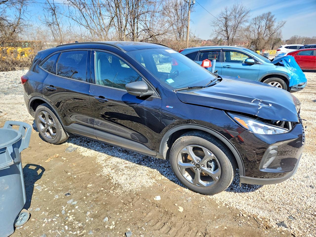 2025 FORD ESCAPE ST LINE photo 4