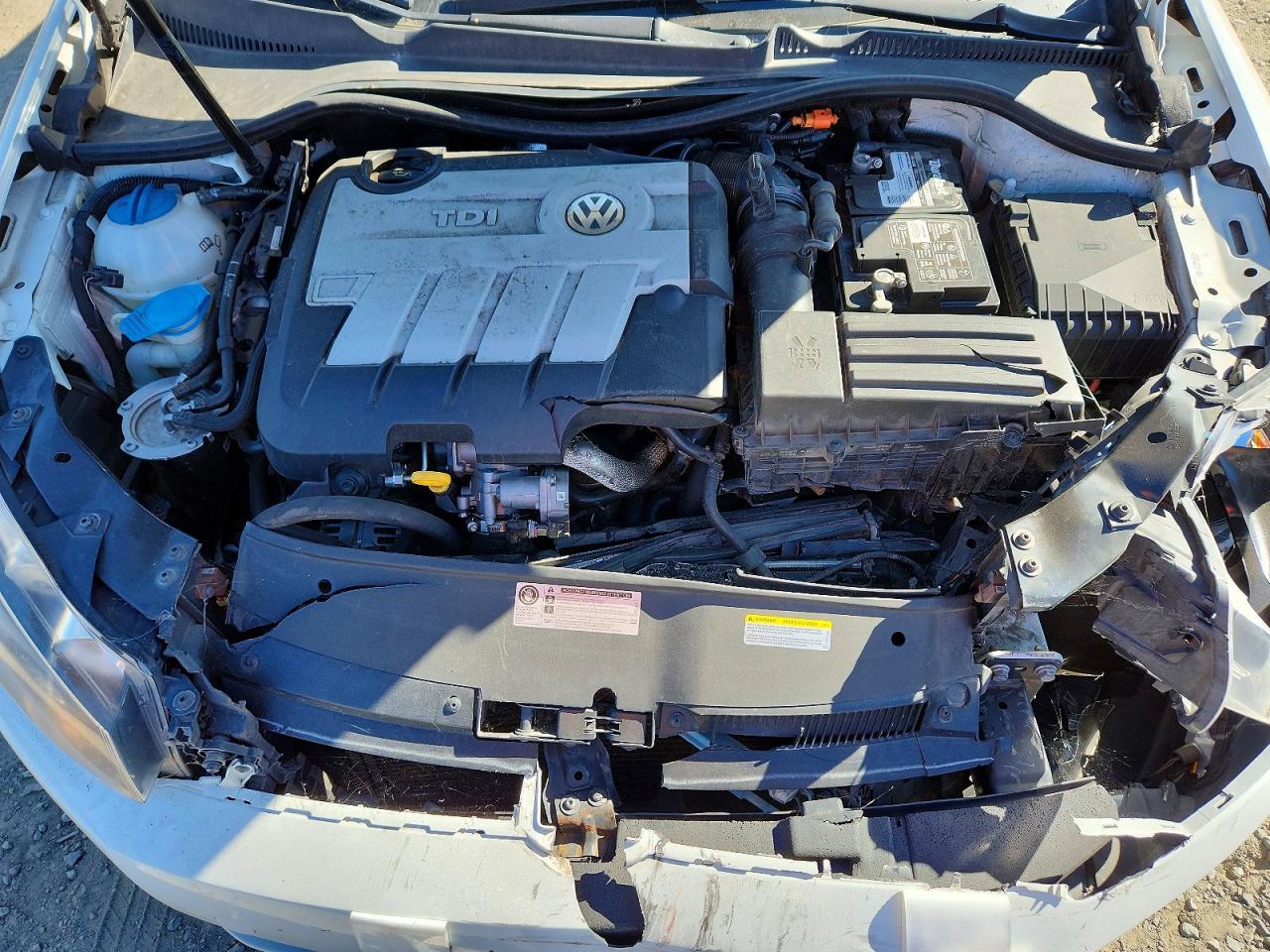 2014 VOLKSWAGEN JETTA TDI photo 12